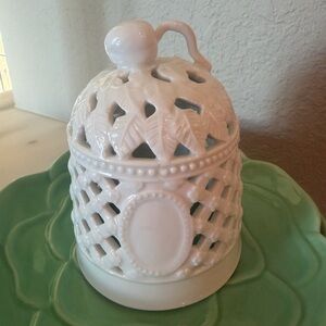 Vtg Porcelain Cloche
